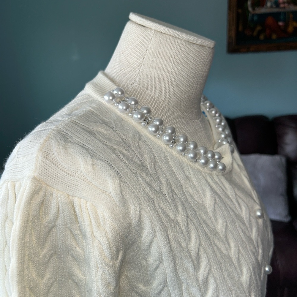 Adrianna Papell Pearl-Button Cream Cable Knit Cardigan Size Medium - Picture 3 of 8
